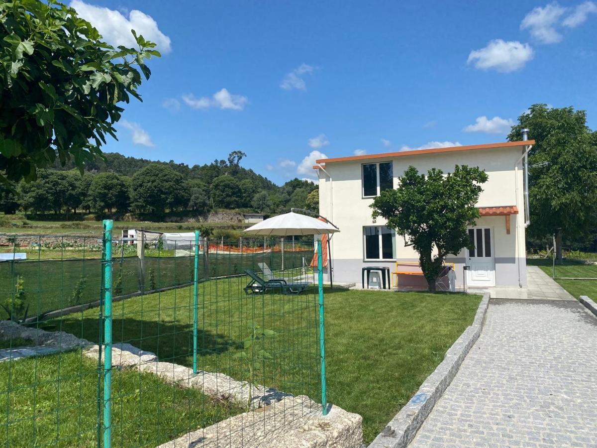 ポーヴォア・デ・ラニョゾ Casa Da Noraヴィラ エクステリア 写真